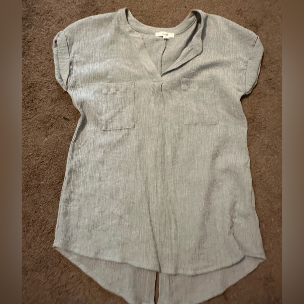 Large gray/blue shirt